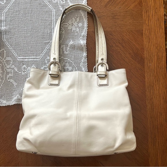 Coach cream and metallic gold lovely leather shoulder bag with lavender … - Picture 13 of 17